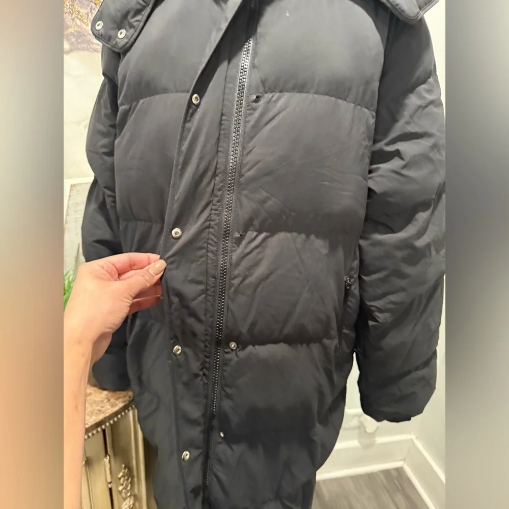 ALO Yoga Black Puffer Coat